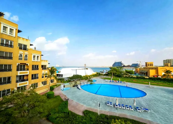 Seabreeze Vacation Homes, Cozy Beach Apartment 1Bhk